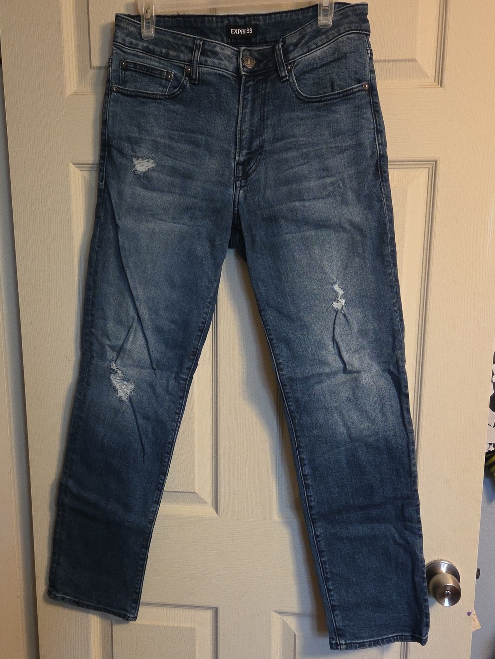 Express Slim Straight Distressed Jeans Size 30